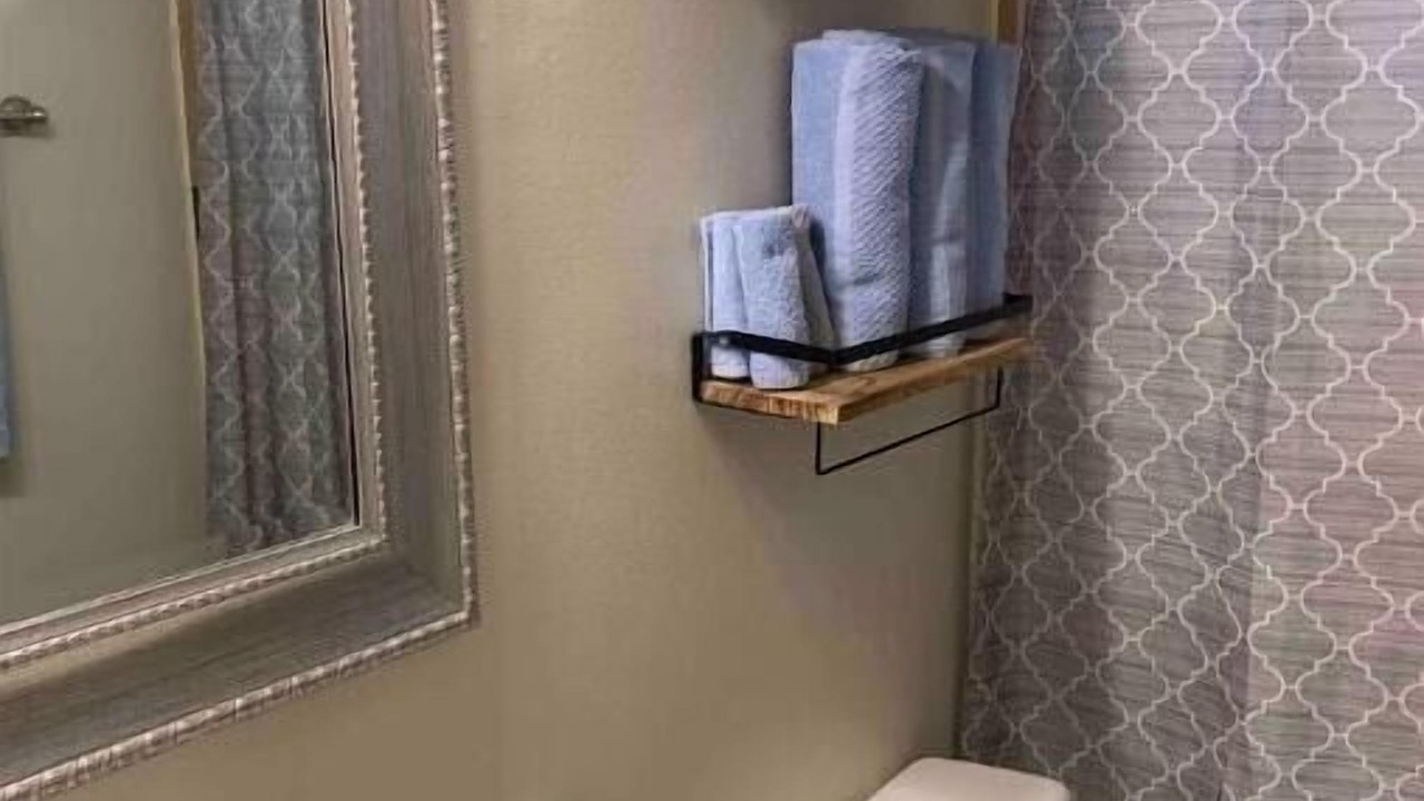 Photo of Bathroom in Edinburg