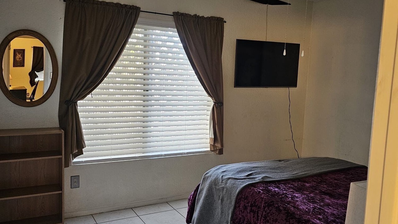 Photo of Bedroom in Glendale