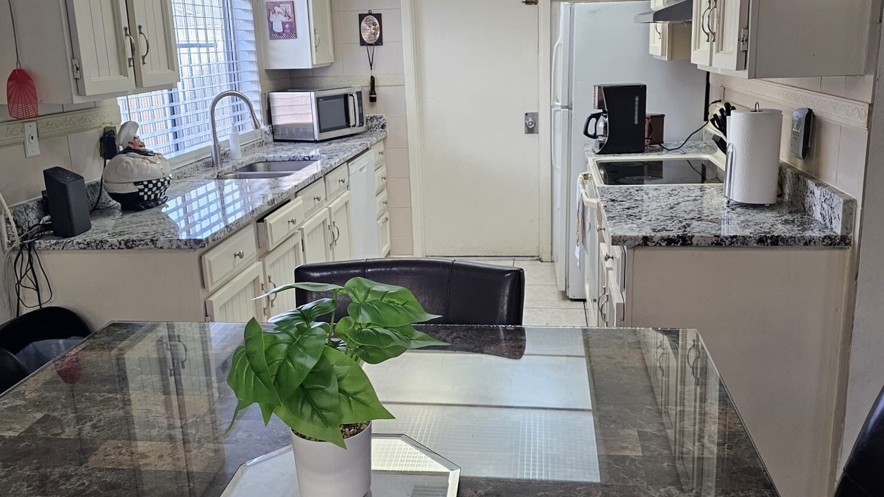 Photo of Kitchen in Glendale