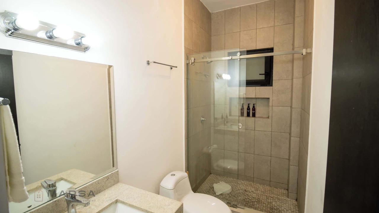 Photo of Bathroom in Monterrey Centro
