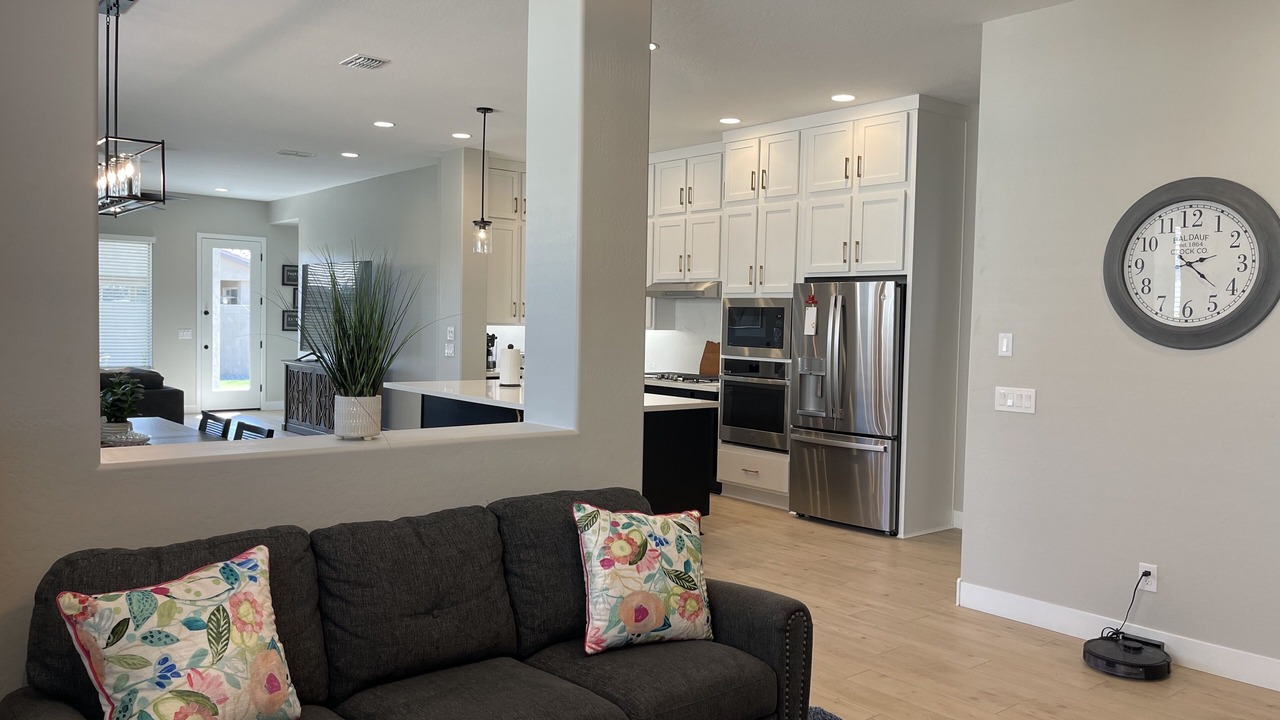 Photo of Livingroom in Maricopa County