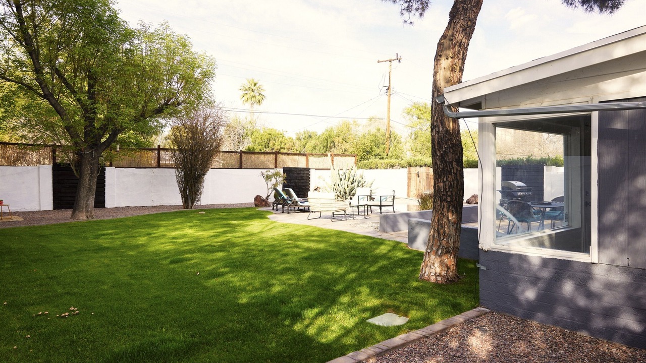Photo of Outdoor in Pierson Place Historic District