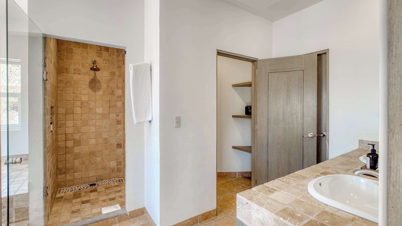 Photo of Bathroom in La Paz
