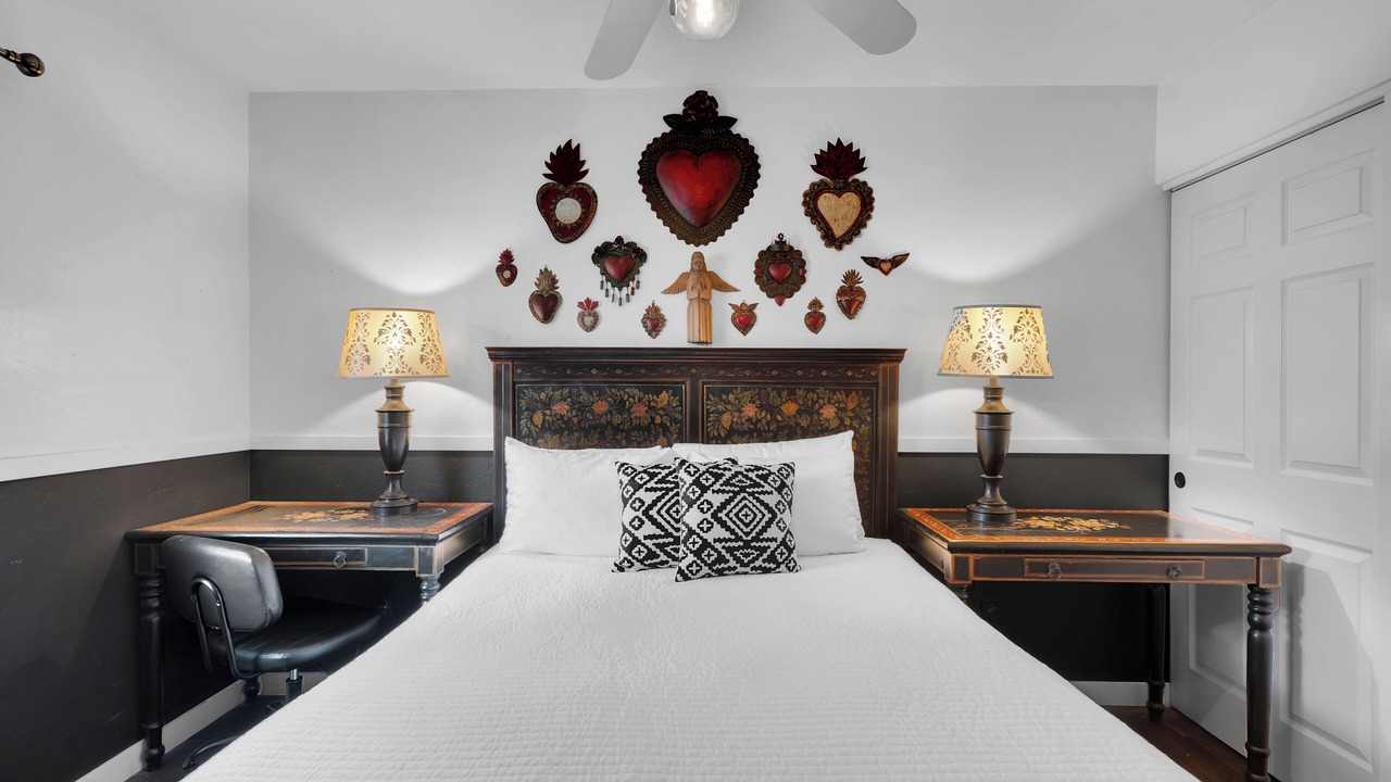 Photo of Bedroom in West University