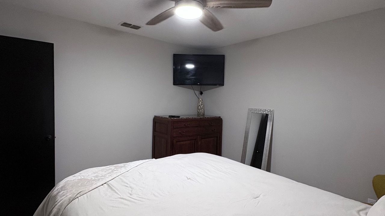 Photo of Bedroom in Palm Valley