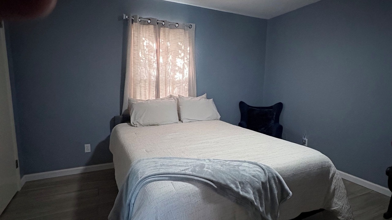 Photo of Bedroom in Palm Valley