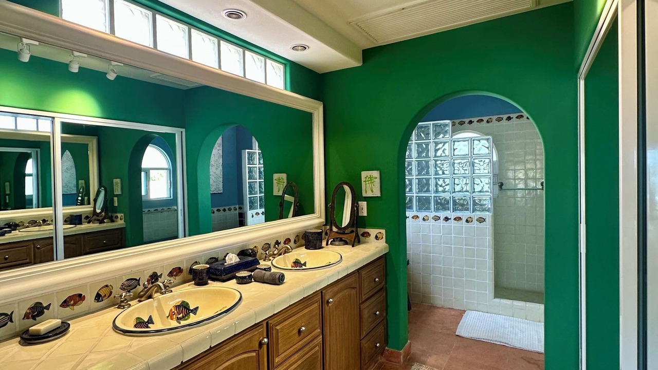 Photo of Bathroom in Zona Hotelera