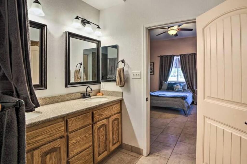 Photo of Bathroom in Foothills