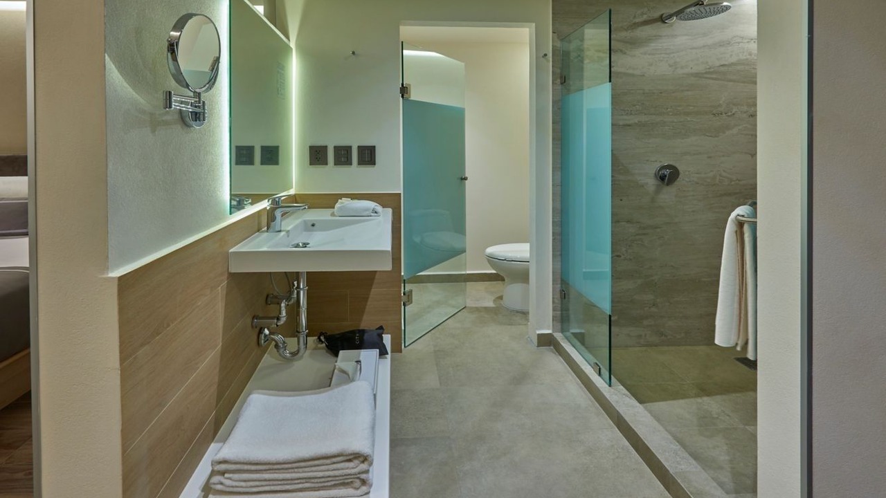 Photo of Bathroom in Marina Mazatlan