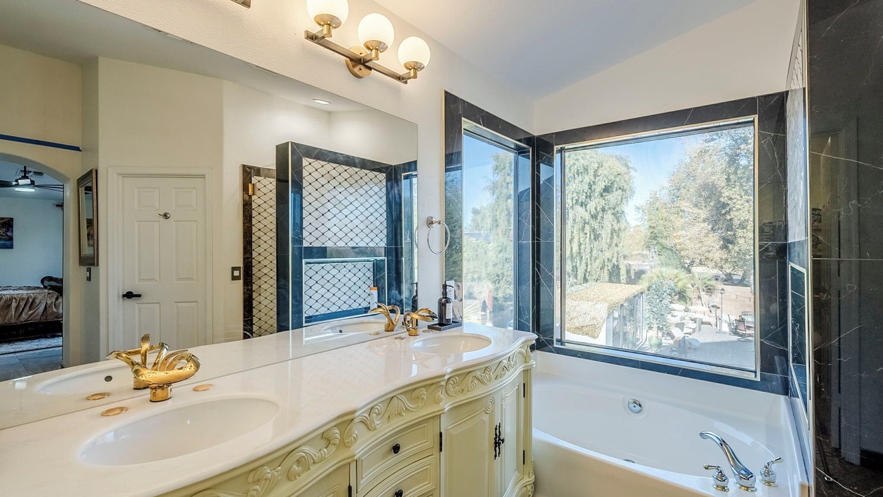 Photo of Bathroom in Carino Estates