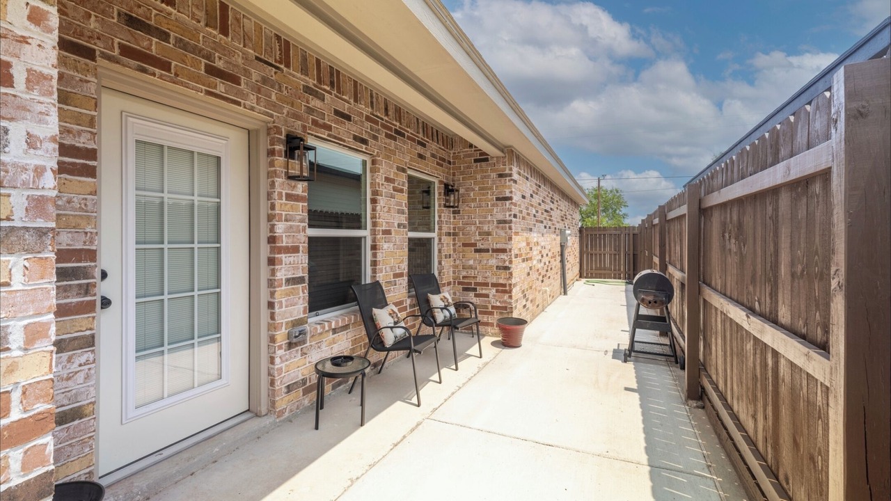 Photo of Patio Balcony in Edinburg
