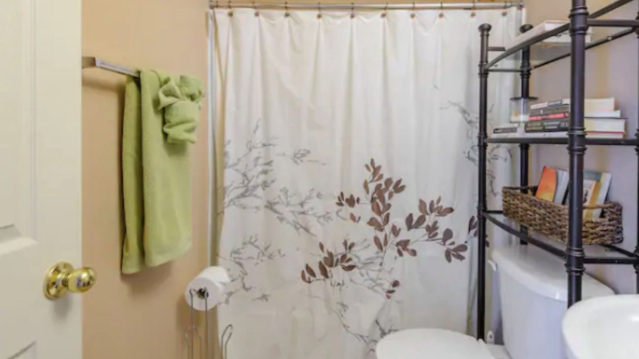 Photo of Bathroom in North Gateway