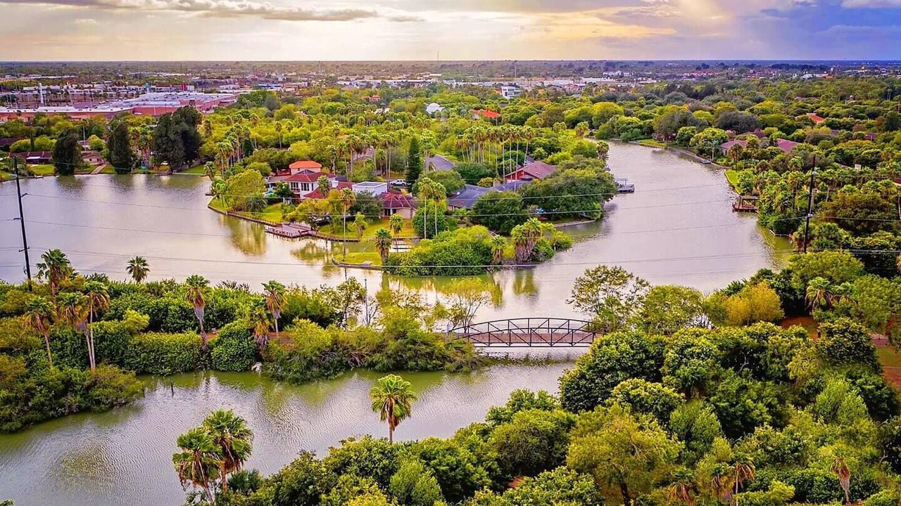 Photo of Outdoor in Brownsville