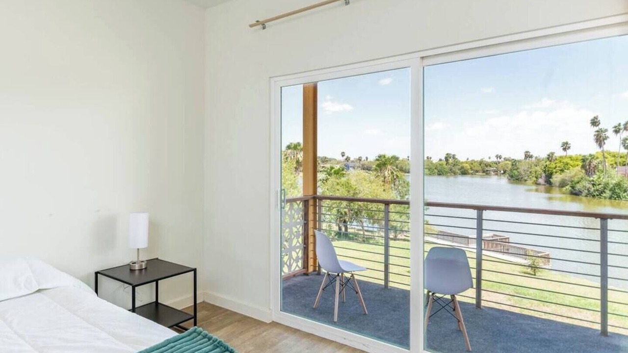 Photo of Bedroom in Brownsville