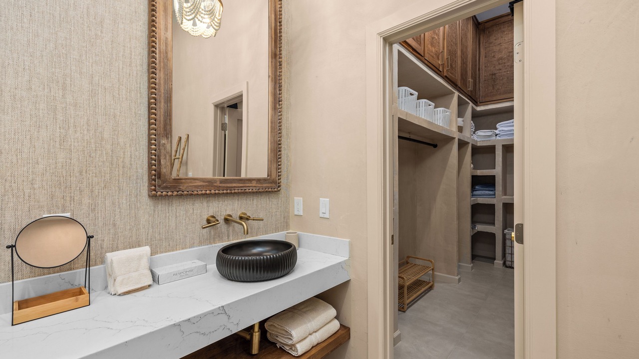 Photo of Bathroom in The Shores