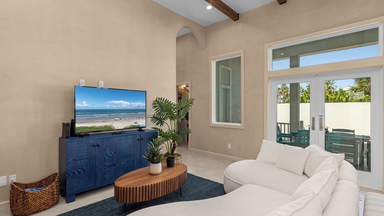 Photo of Livingroom in The Shores