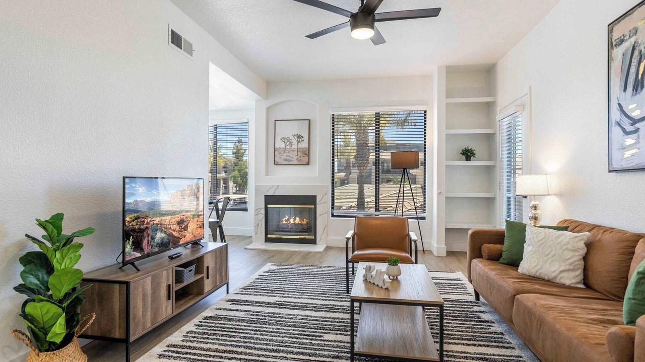 Photo of Livingroom in Kierland