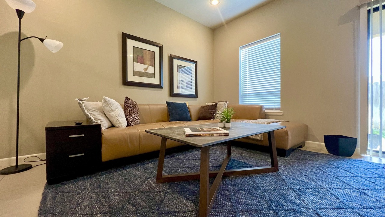 Photo of Livingroom in Brownsville