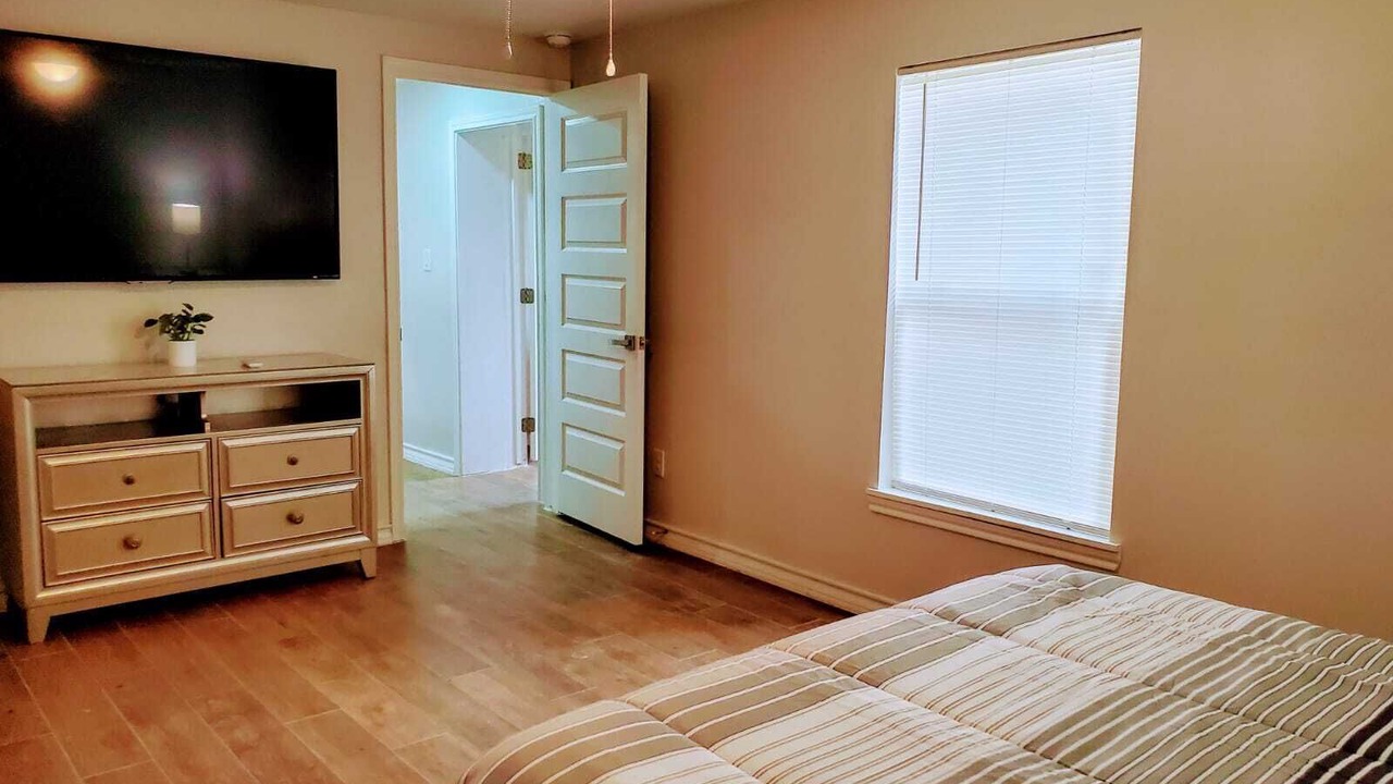 Photo of Bedroom in Brownsville