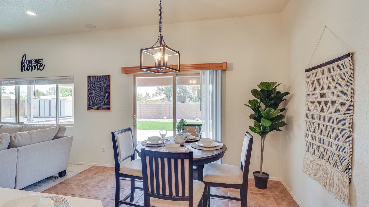 Photo of Livingroom in Fortuna Foothills