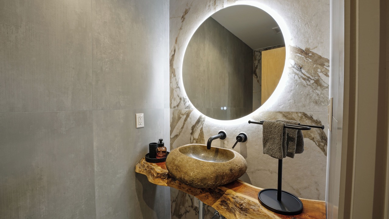 Photo of Bathroom in Edinburg