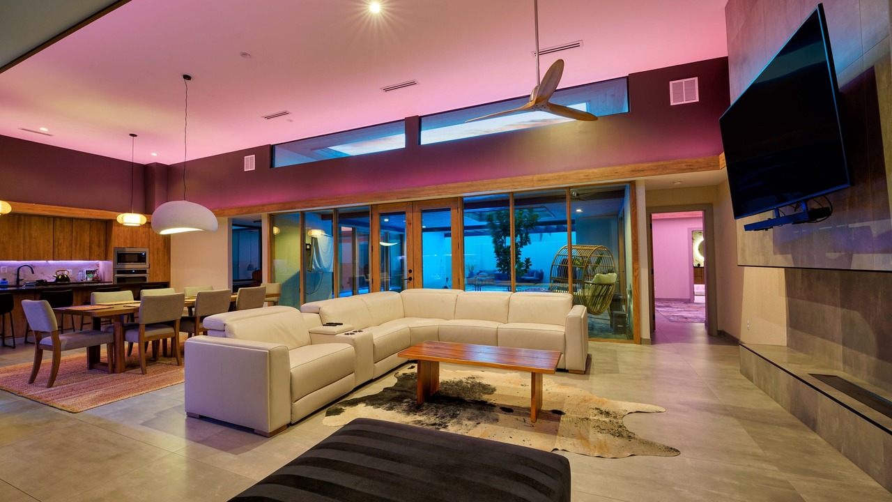 Photo of Livingroom in Edinburg