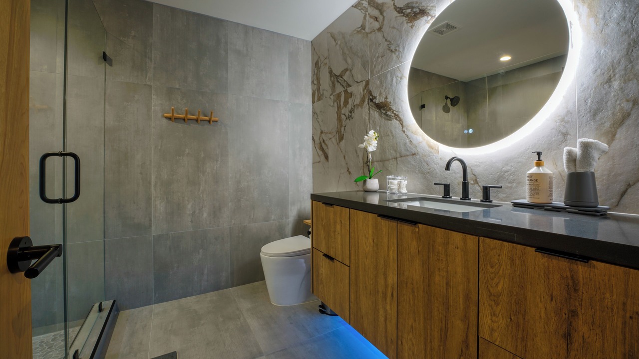 Photo of Bathroom in Edinburg
