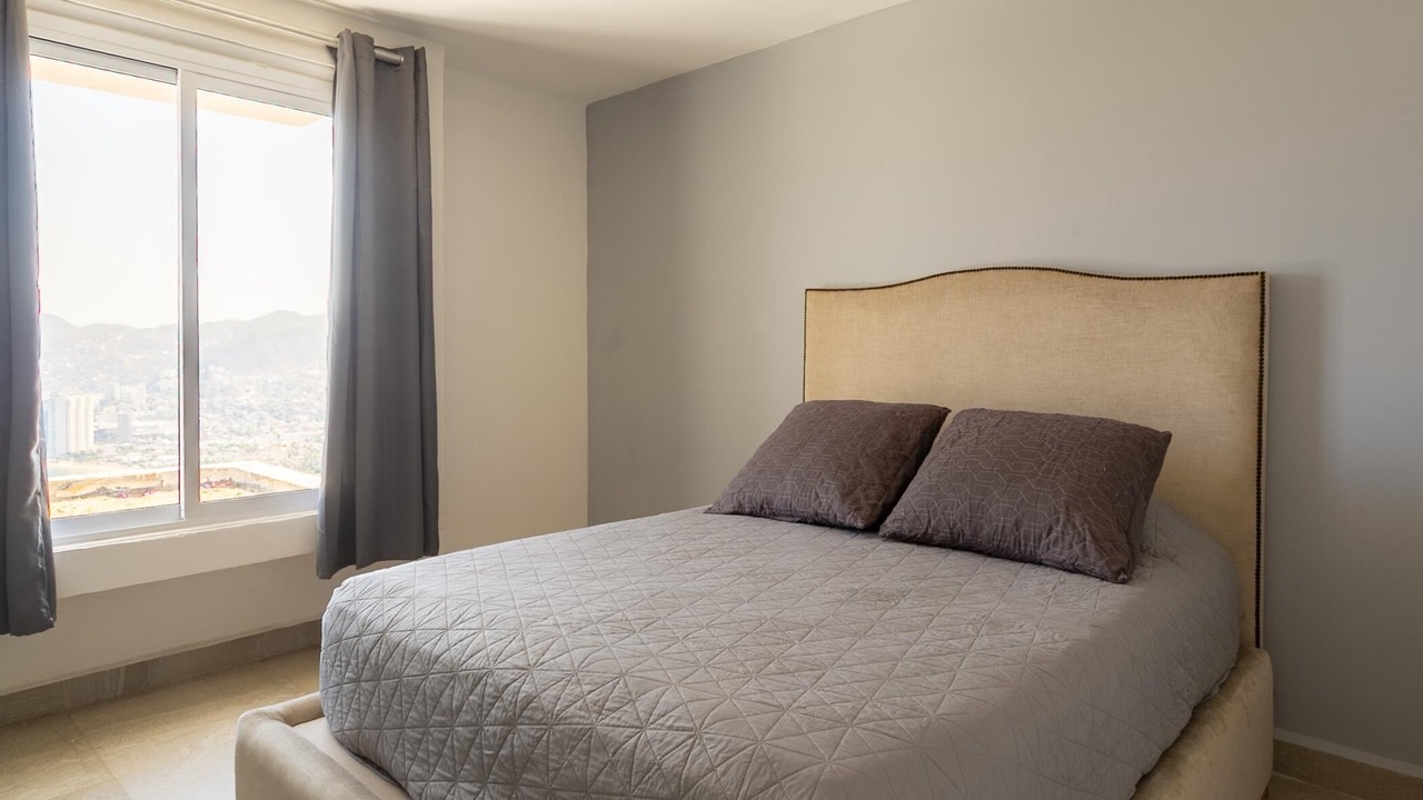 Photo of Bedroom in Las Brisas