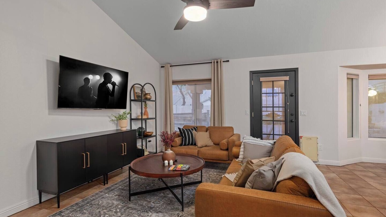 Photo of Livingroom in Chandler