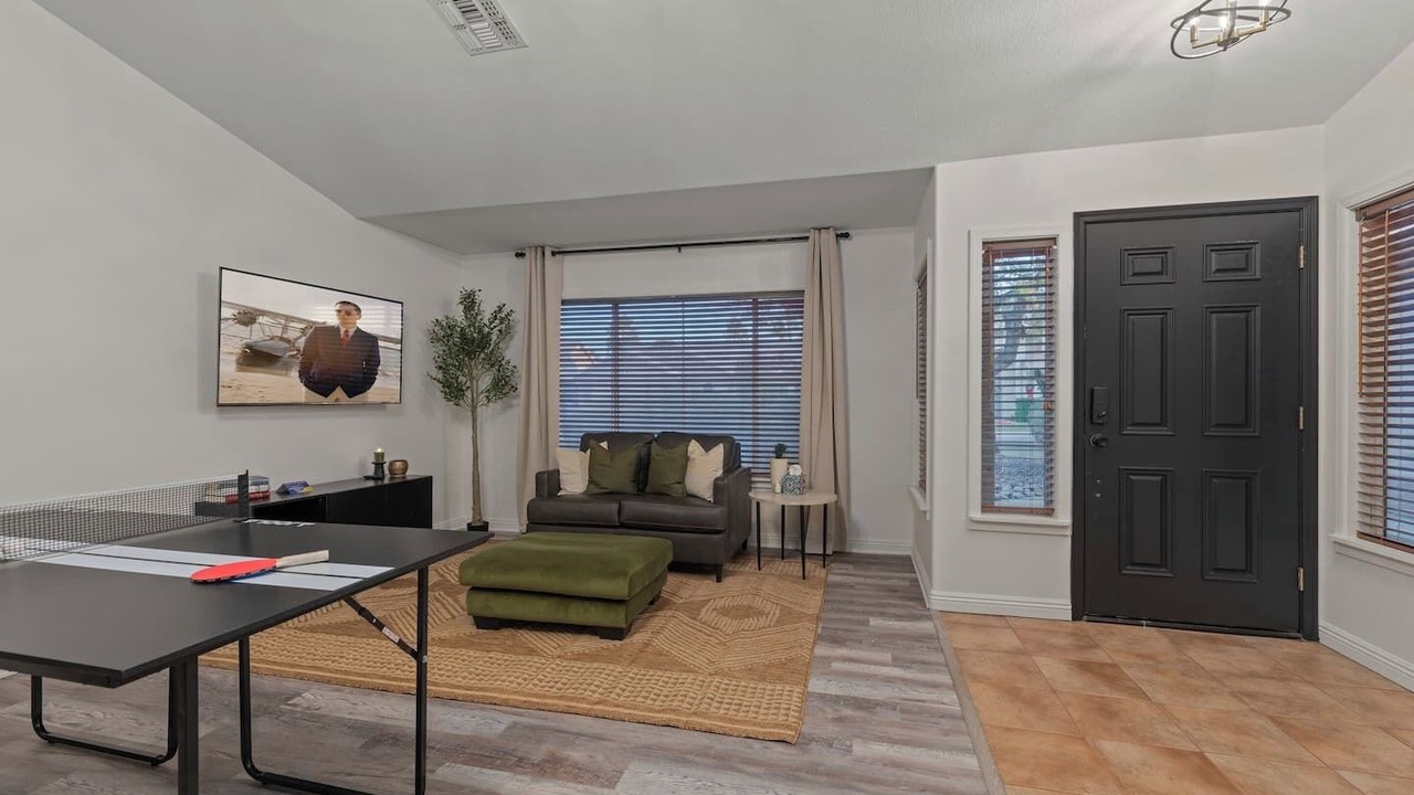 Photo of Livingroom in Chandler