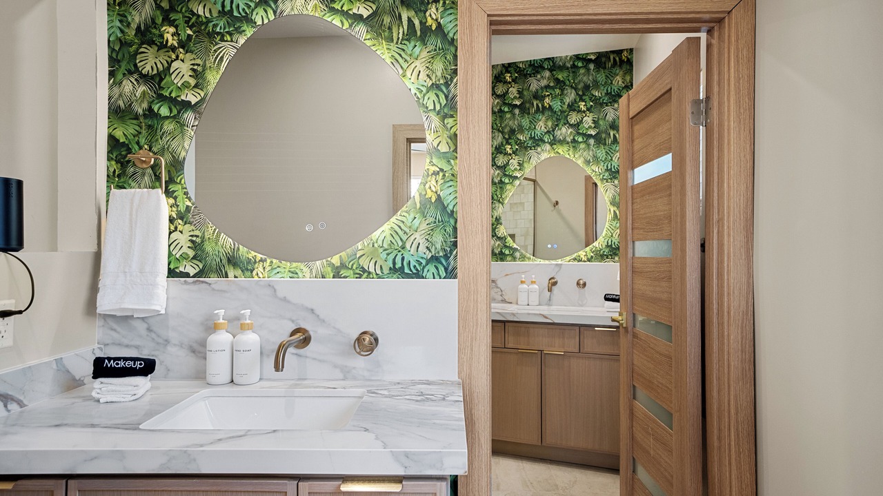 Photo of Bathroom in Parker Strip