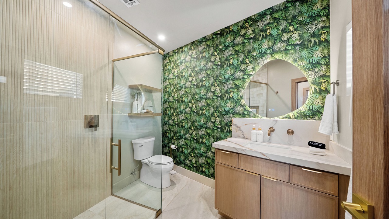 Photo of Bathroom in Parker Strip