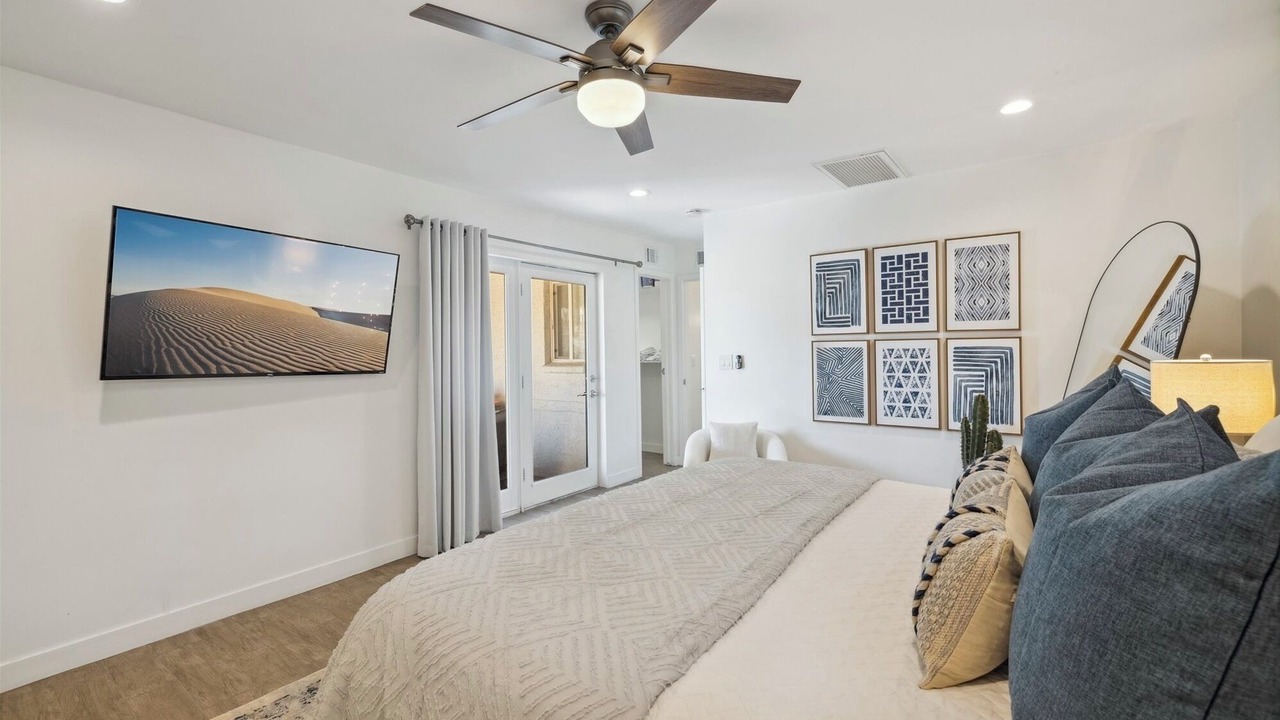 Photo of Bedroom in New Papago Parkway