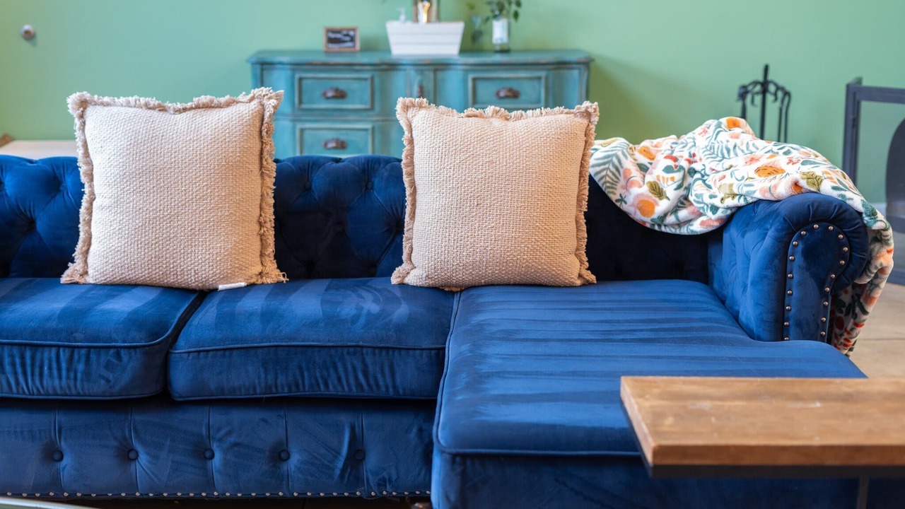 Photo of Livingroom in Pierson Place Historic District