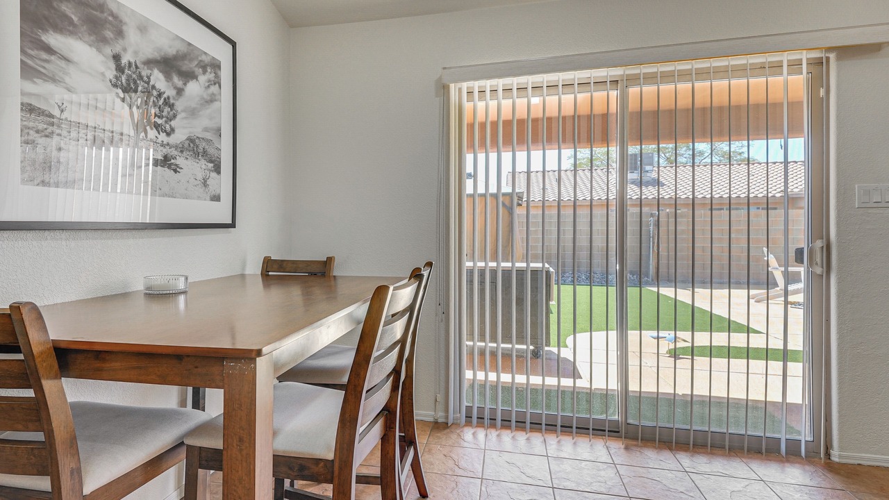 Photo of Livingroom in Mesa Del Sol