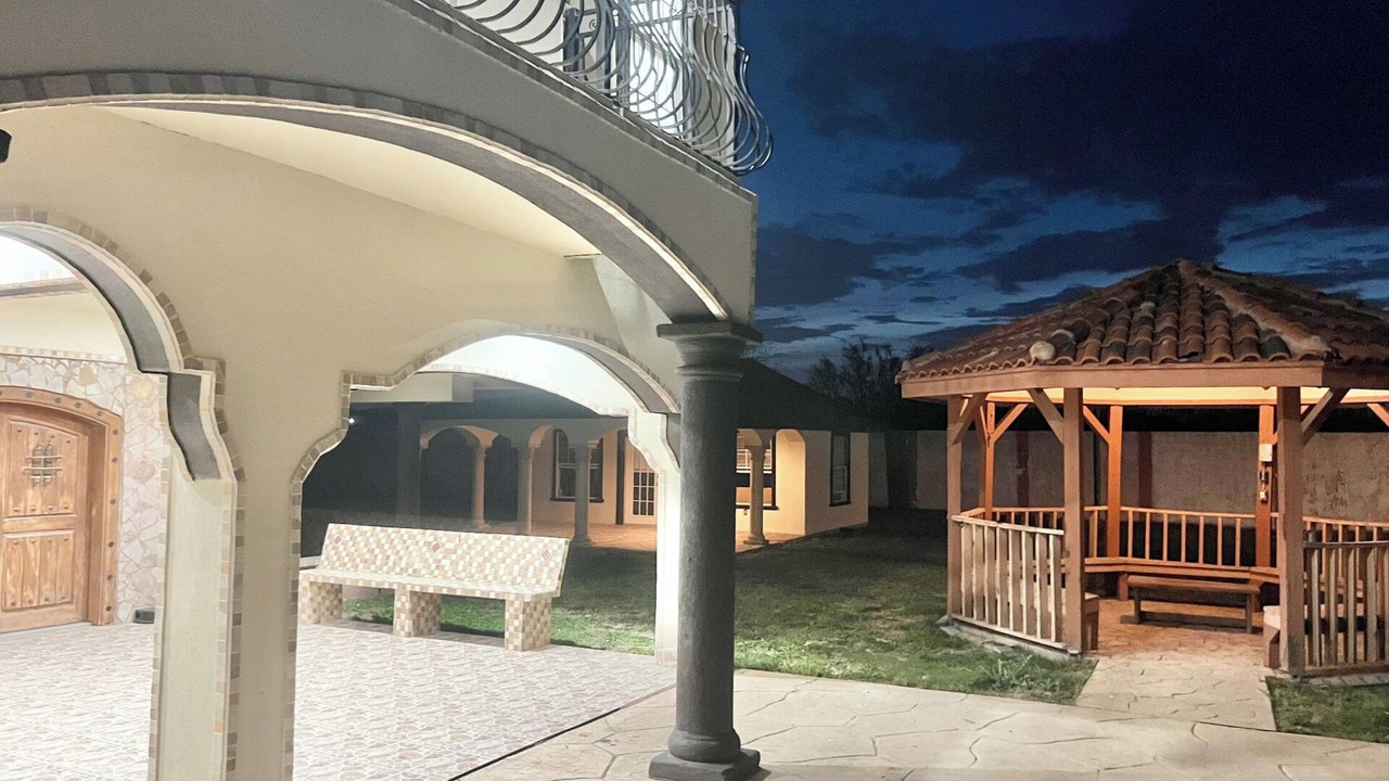 Photo of Patio Balcony in Alton