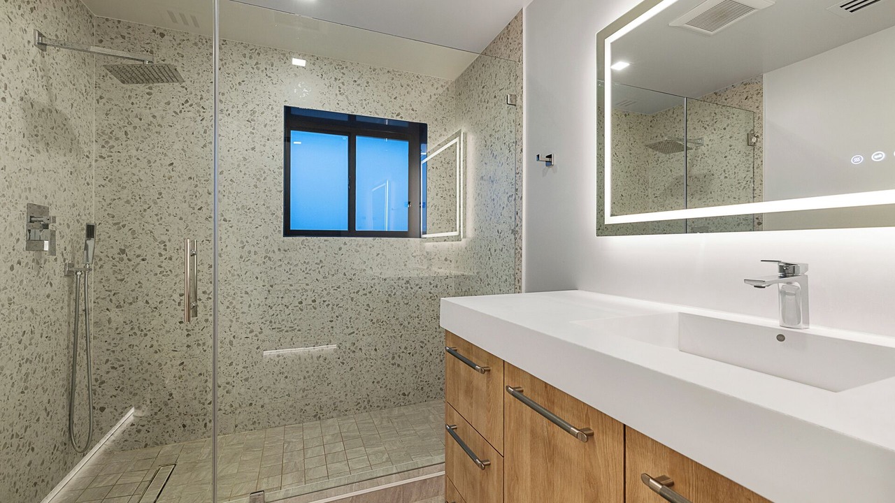 Photo of Bathroom in Western Villa