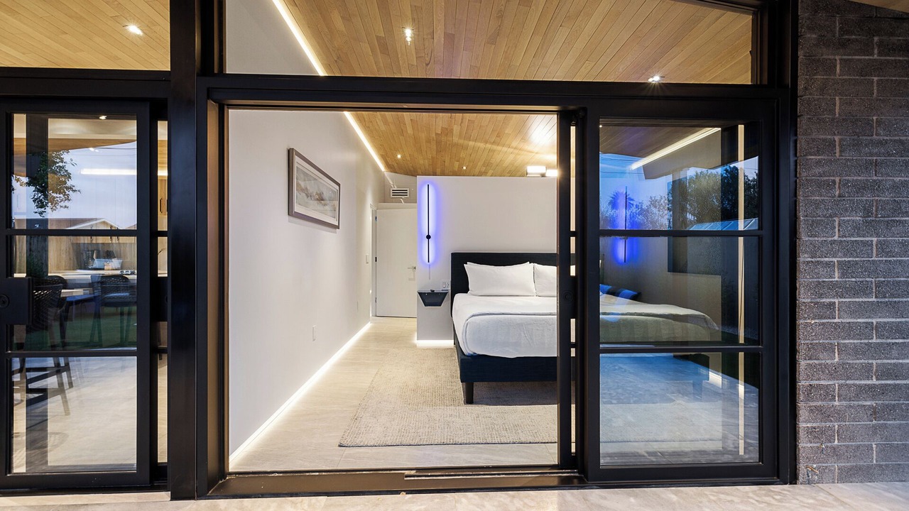 Photo of Bedroom in Western Villa