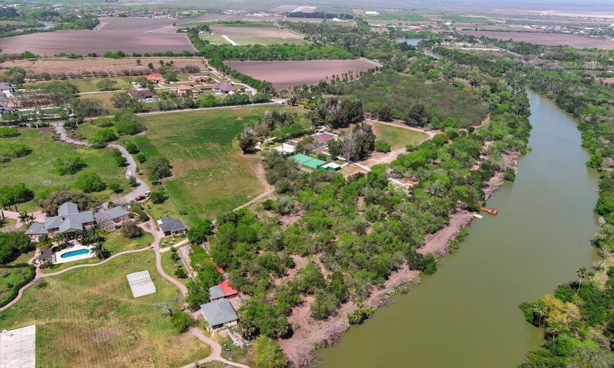 Photo of Outdoor in Brownsville