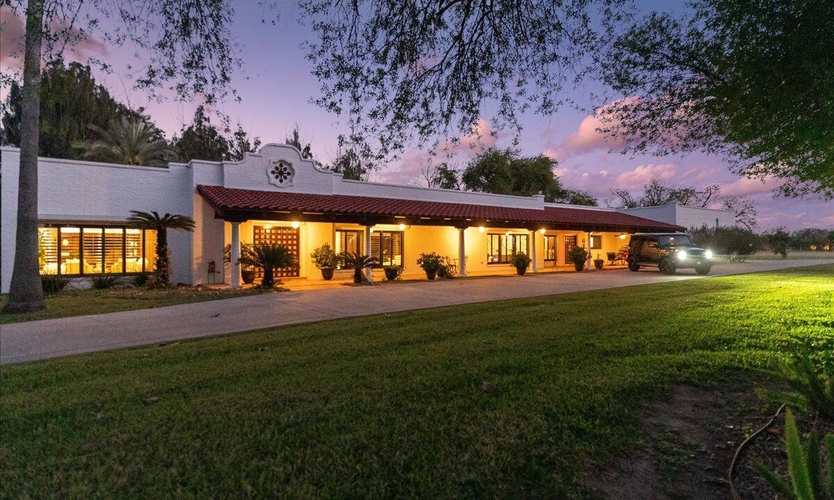 Photo of Outdoor in Brownsville