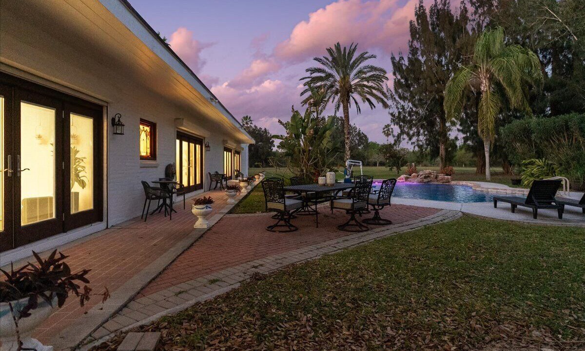Photo of Outdoor in Brownsville