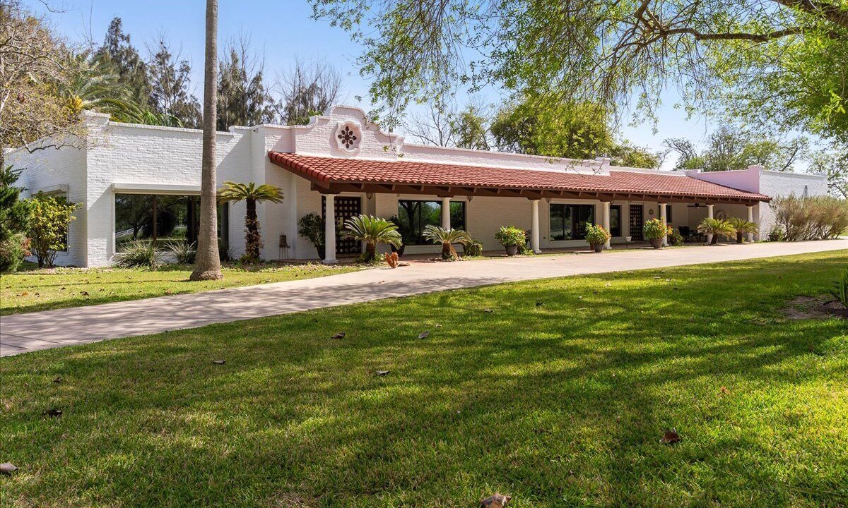 Photo of Outdoor in Brownsville