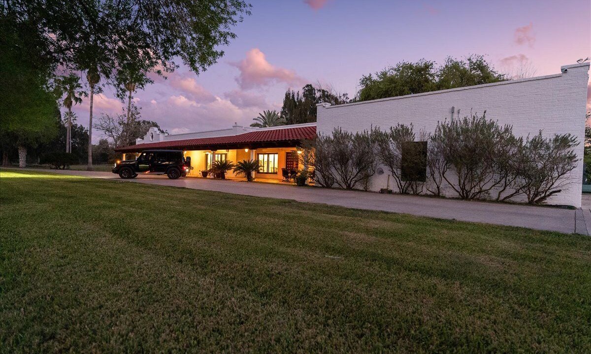 Photo of Outdoor in Brownsville