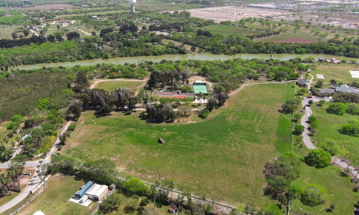 Photo of Outdoor in Brownsville