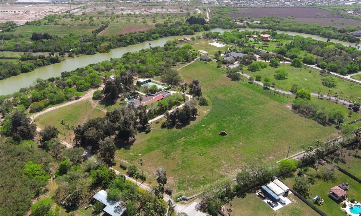 Photo of Outdoor in Brownsville