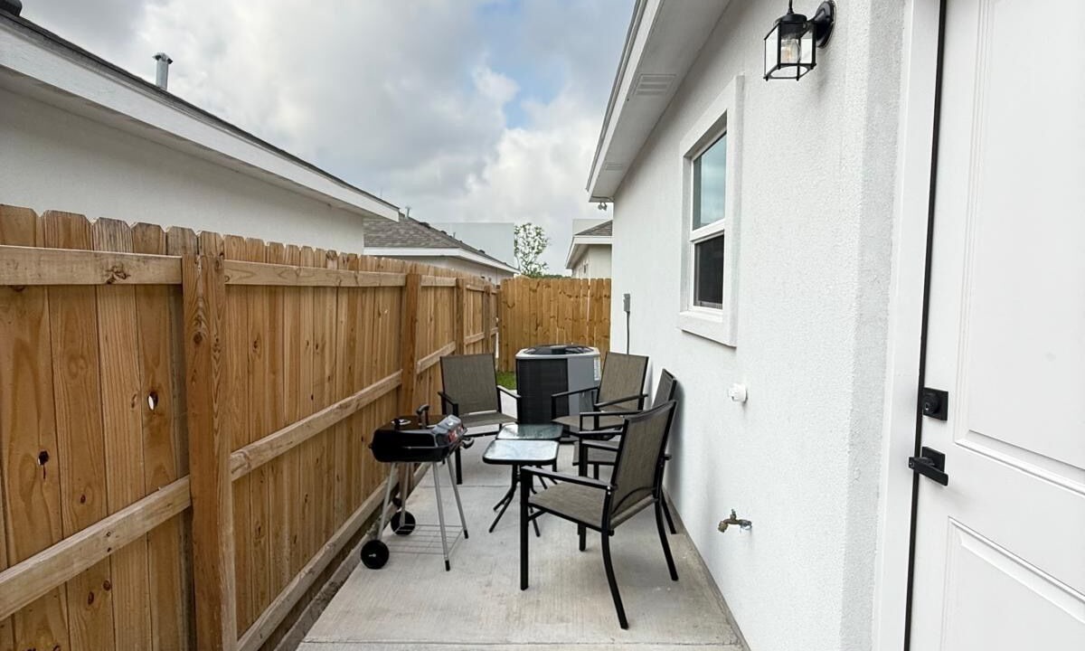 Photo of Patio Balcony in Mission