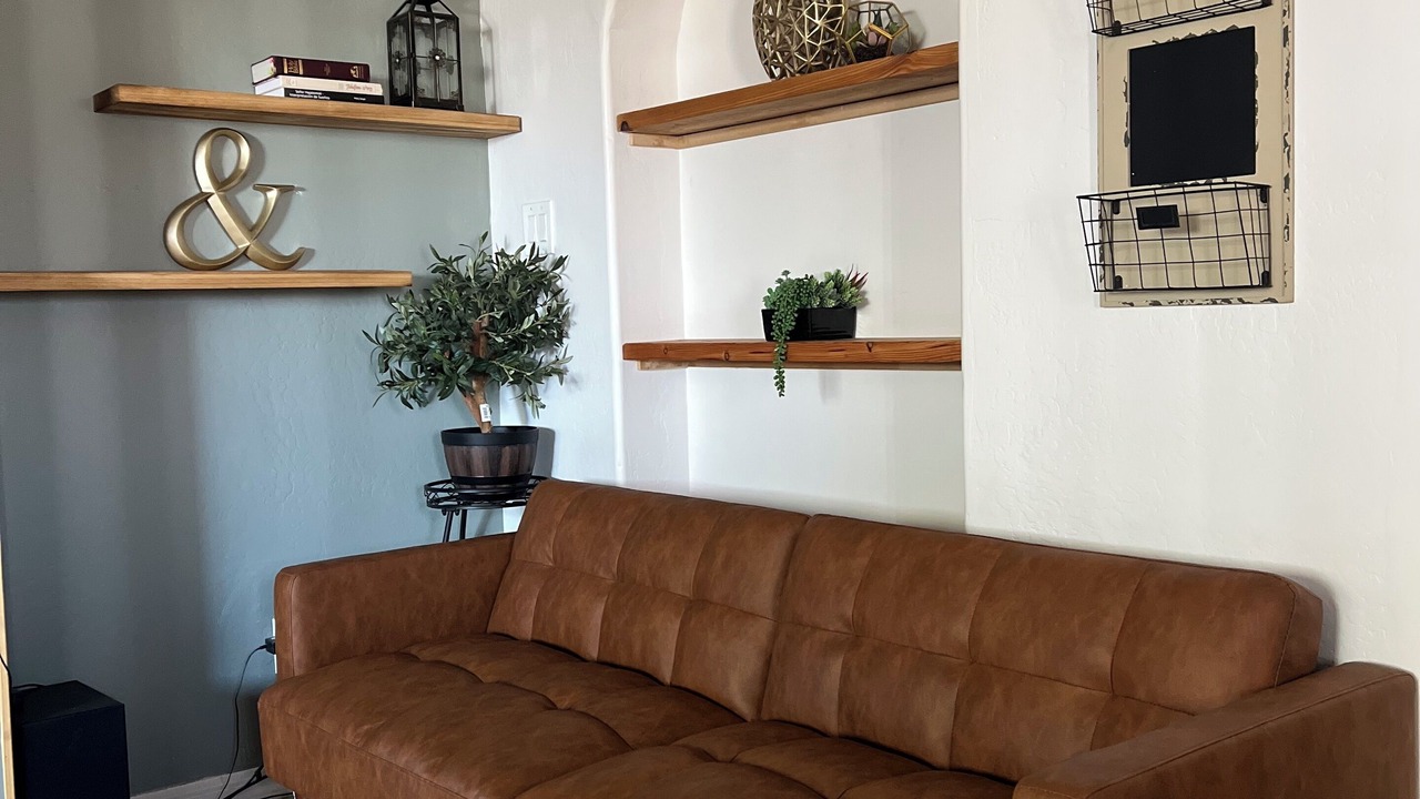 Photo of Livingroom in Tolleson