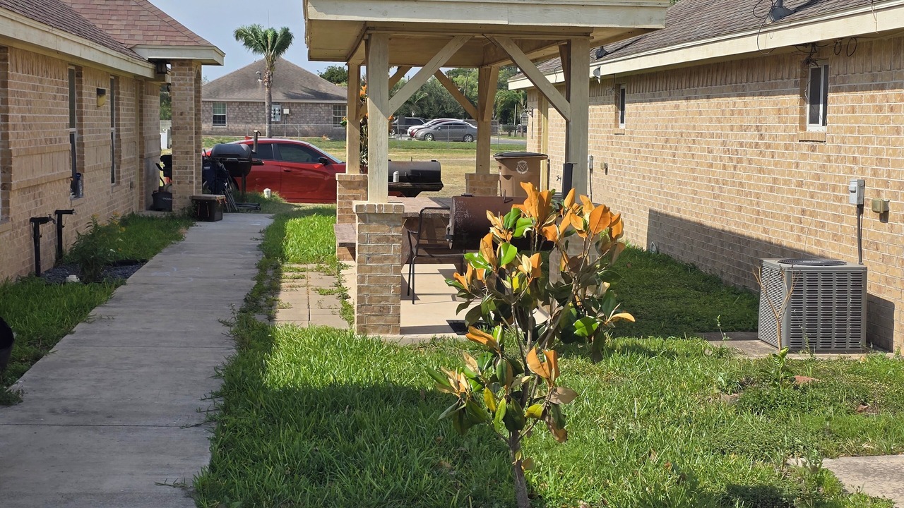 Photo of Outdoor in Mercedes