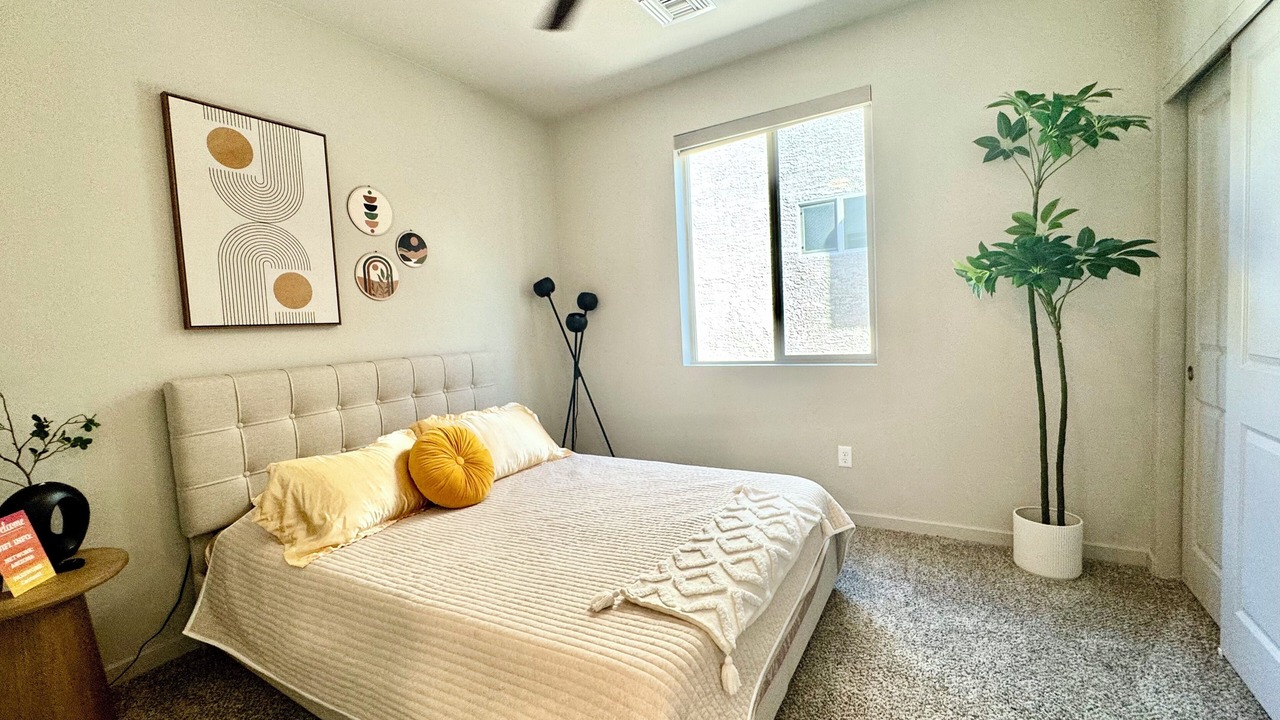 Photo of Bedroom in Cortaro