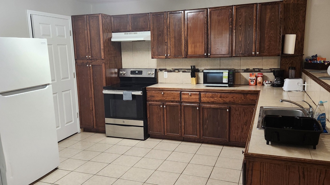 Photo of Kitchen in Edinburg